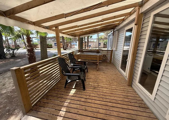 Mobil-home Familiale Premium 3 Au Le Castellas A Πάρκο διακοπών *